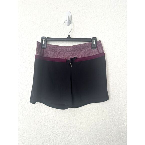 Lululemon Speed Running Lined Athletic Shorts in Black Purple Size 6 - Picture 1 of 4